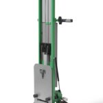 Gerbeur Tiller® avec accessoire pour fûts, levée électrique, 75 kg