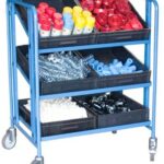 Servante à 3 plateaux inclinables réglables en hauteur avec 6 bacs, 200 kg