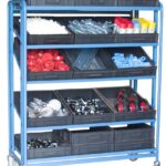 Servante à 5 plateaux inclinables réglables en hauteur avec 15 bacs, 250 kg