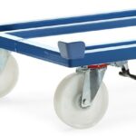 1 roue pivotante avec blocage directionnel