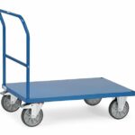 Chariot à dossier de poussée - plateau en tôle